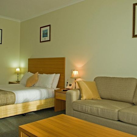 Admiralty Inn Джелонг Номер фото